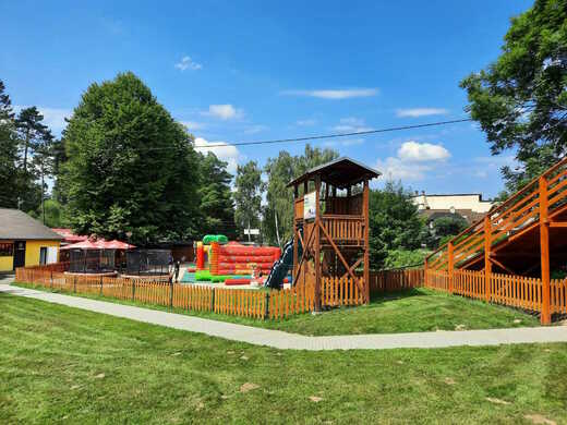 Gibon park u koupaliště v Rožnově