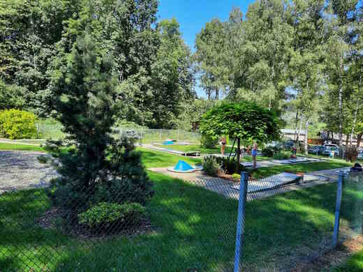 Minigolf u koupaliště ve Štramberku