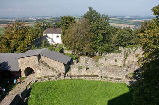 Pohled z věže hradu Hukvaldy